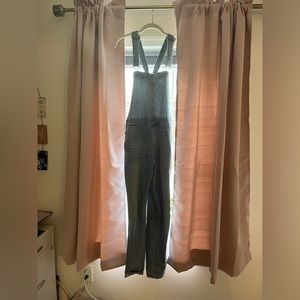 Gap overalls